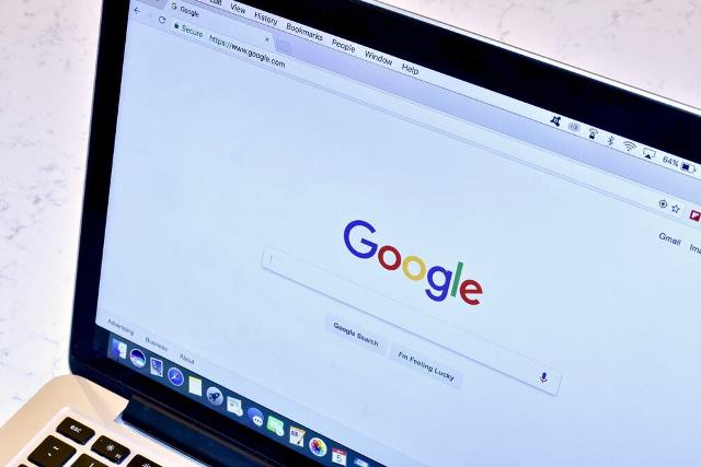 Foto da Notícia Hackers usam modo de tela cheia do Chrome para roubar credenciais do Google