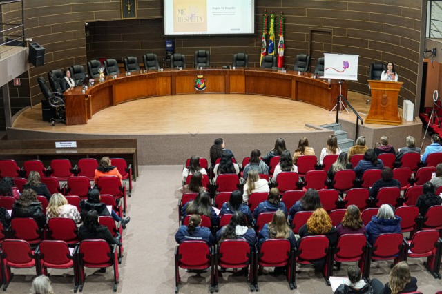 Foto notícia XVIII Jornadas da Mulher: Inscrições para o Certificado Varal Delas - 2026 podem ser feitas até sexta-feira