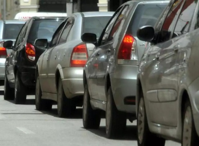 Foto notícia Assembleia Legislativa aprova o fim da taxa de licenciamento de carros no Rio Grande do Sul